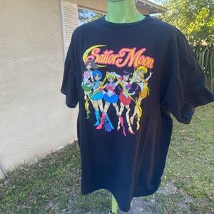 Sailor Moon Graphic Shirt Size XL